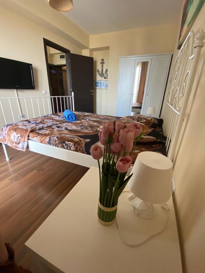 Apartament Summerland La Malul Marii Negre Mamaia Buitenkant foto